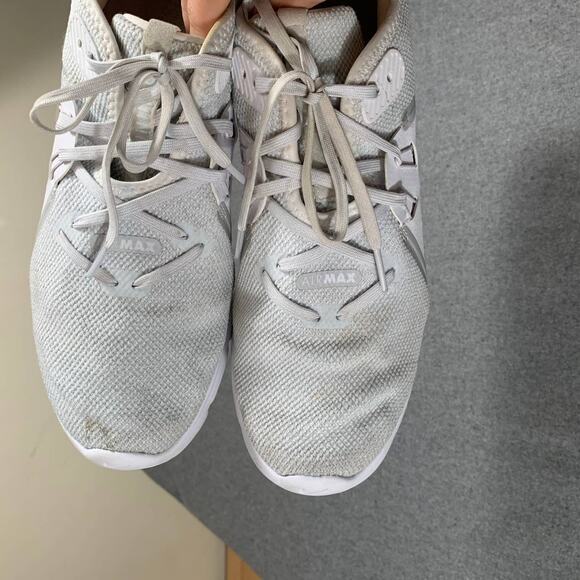 Nike Air Max Sequent 3 Womens Size 11 White Athletic Shoes - Picture 3 of 15